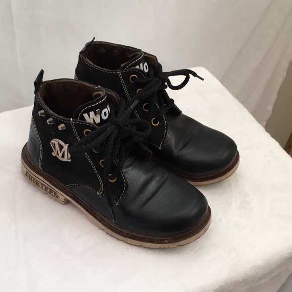 Girls black lace up ankle boots. WOW on tongue M side thirteen on heel size 13 - Picture 1 of 7